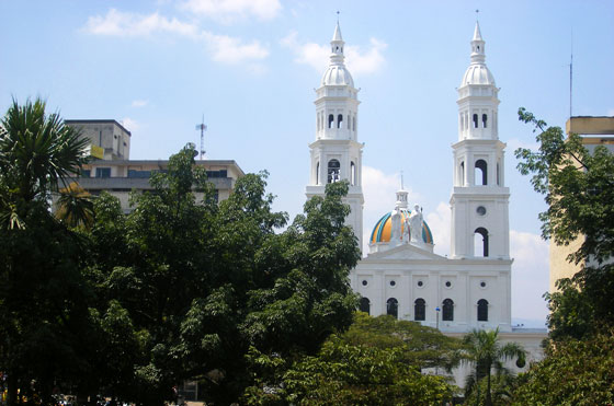Catedral de La Sagrada Familia on Parque Santander, Bucaramanga