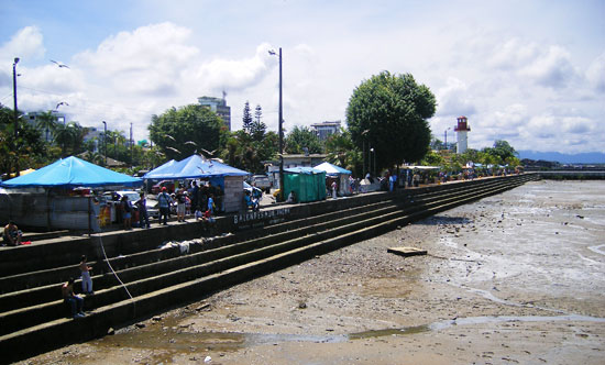 Buenaventura waterfront at low tide