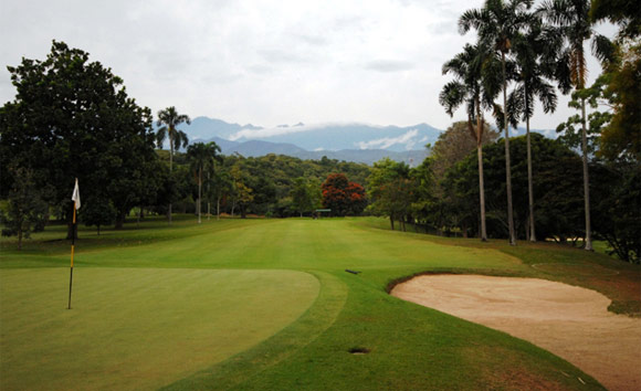 Golf course at Club Campestre Cali