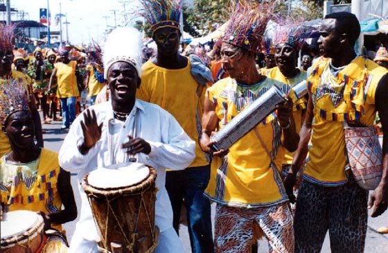 Mapale musicians