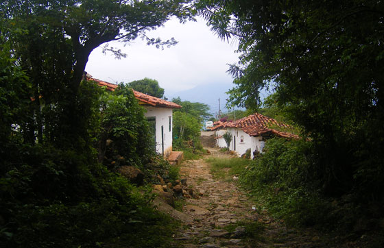 Entering Guane, Santander from the Camino Real