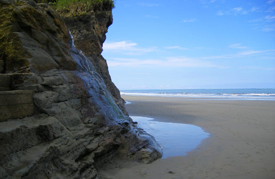 Ladrilleros beach